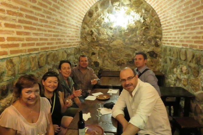 Old Madrid Tapas and Fine Wine Small Group Tour - The high point for food: Michelin-grade ibérico tenderloin
