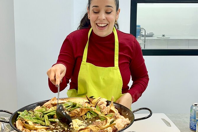 Paella and Sangria Workshop in Malaga - Where You Start in Malaga, and Why Location Matters