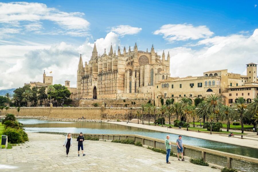 Palma: Cathedral of Mallorca Skip-the-Line Entry Ticket - Key highlights you should care about