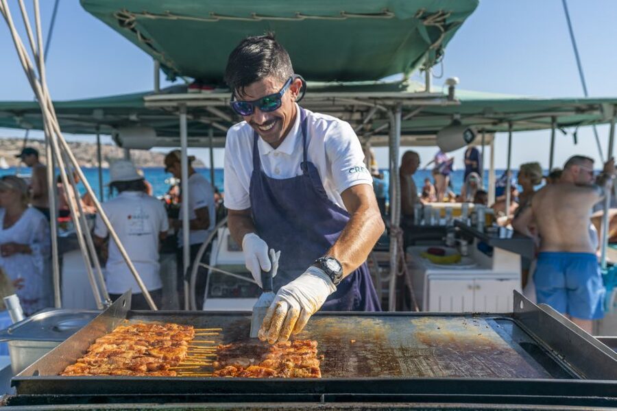 Palma de Mallorca: 5-Hour Catamaran Cruise with Lunch & Swim - Who This 5-Hour Cruise Suits Best (And Who Might Skip It)