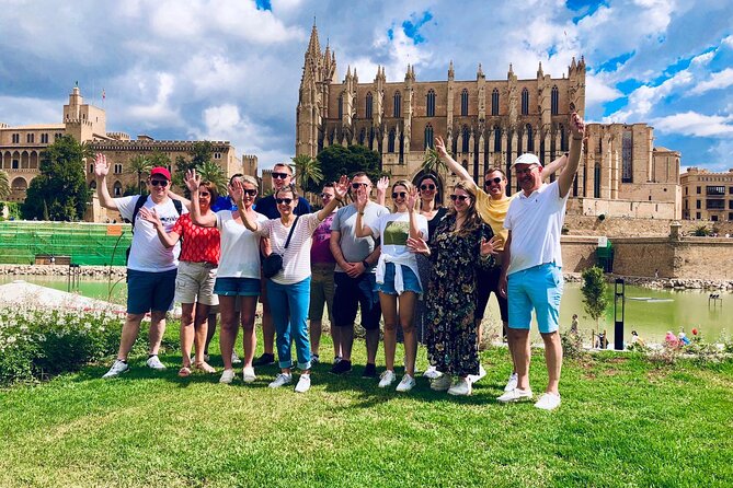 Palma de Mallorca Bike Tour with tapas - Monestir De Santa Clara and the small-group tempo