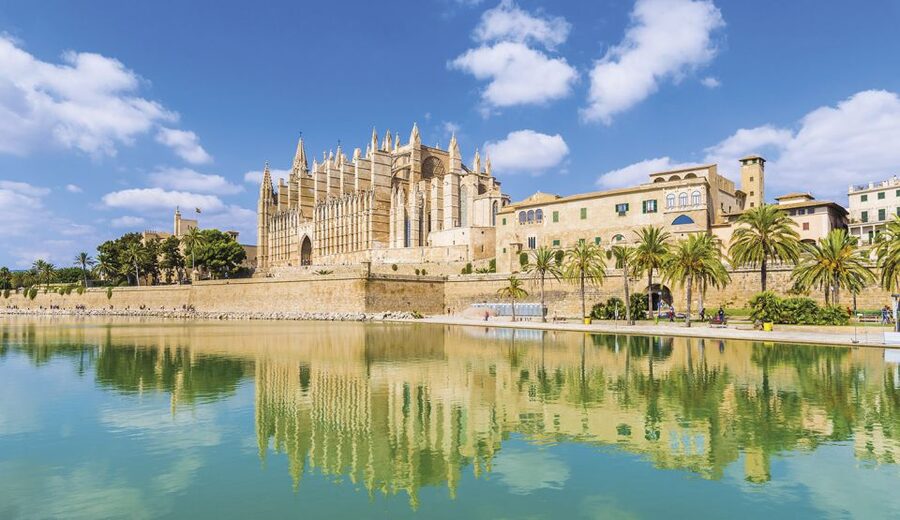 Palma de Mallorca: City Walking Tour with The Cathedral - Why this 90-minute Palma Cathedral walk makes sense