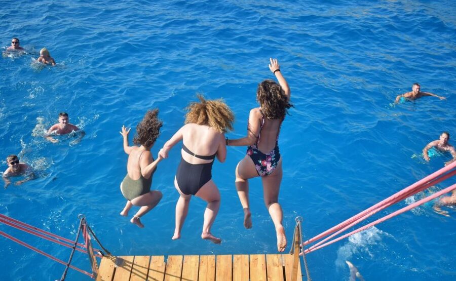 Palma de Mallorca: Palma Bay Boat Tour with Snorkeling - The Swim and Snorkeling Stop: Jump In, Chill Out, Then Float