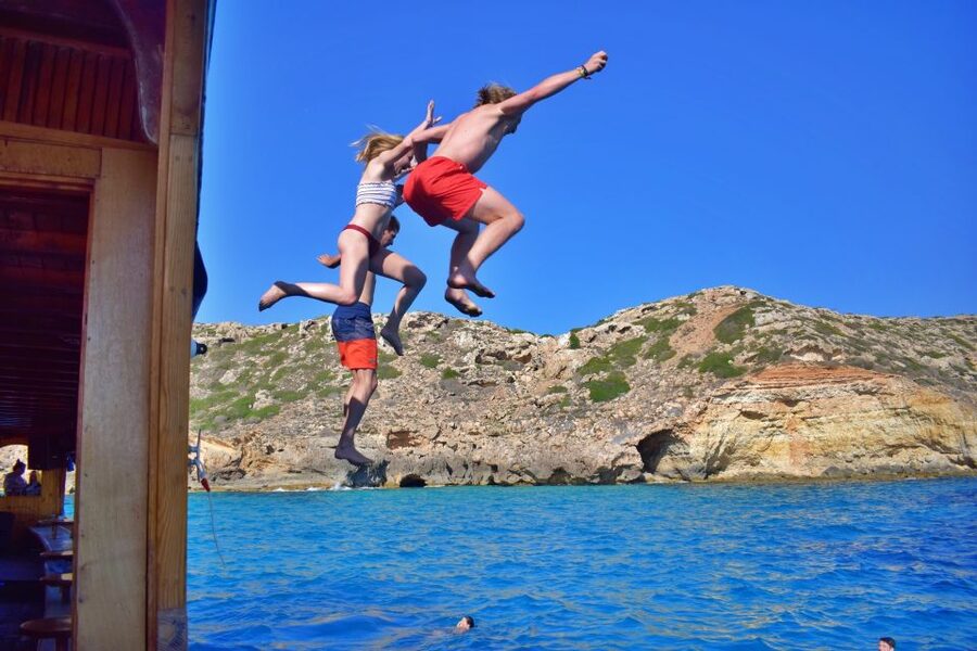 Palma de Mallorca: Palma Bay Boat Tour with Snorkeling - Who This Tour Suits Best in Palma