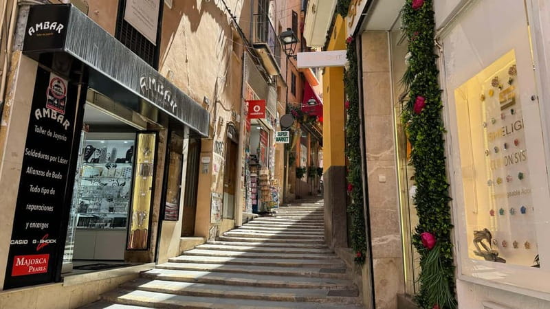 Palma in person and away from the crowds - Why Palma changes when you walk it off the main drag