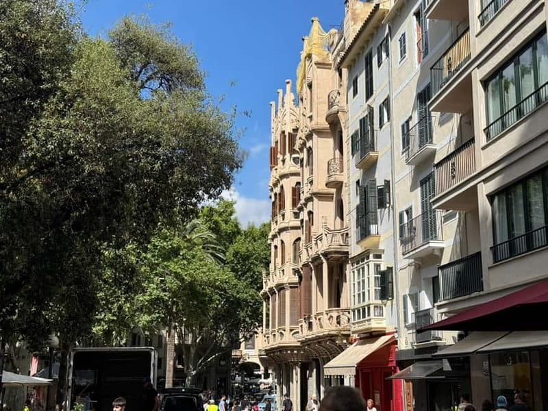 Palma in person and away from the crowds - La Seu Cathedral: what to look for besides the obvious