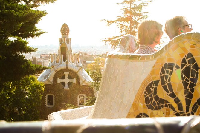 Park Guell and Sagrada Familia Tour with Skip the Line Tickets - Transportation between sites, and how to plan your day around it