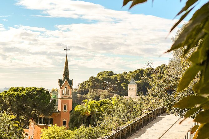 Park Guell and Sagrada Familia Tour with Skip the Line Tickets - Who should book this tour, and who might not love it
