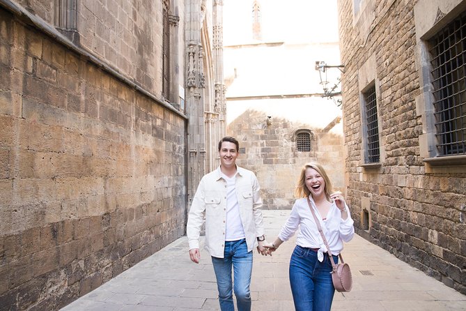 Photoshoot tour in Barcelona Secret Corners - Barri Gòtic Alleys and the Church Stops That Do the Heavy Lifting