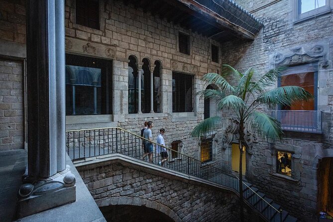 Picasso Museum and Walking Tour Plus Optional Wine & Food Tasting - Key highlights to look for