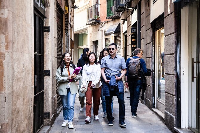 Picasso Museum and Walking Tour Plus Optional Wine & Food Tasting - Why this Picasso tour starts in Ciutat Vella, not at the museum