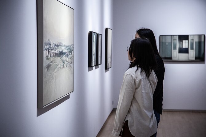 Picasso Museum and Walking Tour Plus Optional Wine & Food Tasting - Pace and what to wear: short stops, still some walking