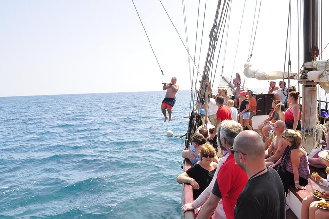 Pirate Adventure Boat Tour with Lunch in Fuerteventura - The Sailing Lessons: Hoisting Sails, Knots, and Maneuvers