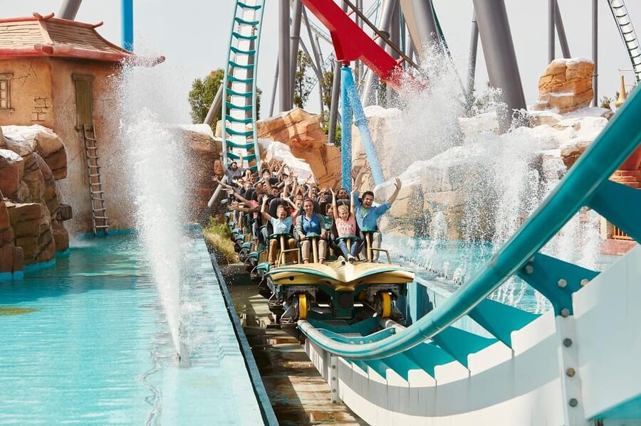 PortAventura and Ferrari Land: Full-Day Trip from Barcelona - Shows at PortAventura: what “up to 40” means for your day