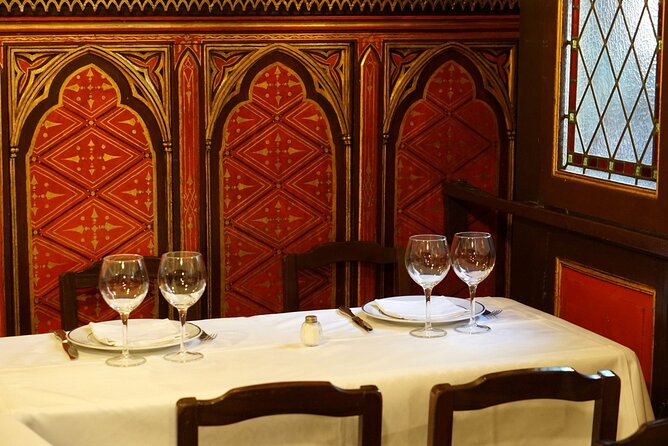 Prado Museum Tour & Lunch at the Oldest Restaurant in the World - Prado Museum, starting at Goya and skipping the long line