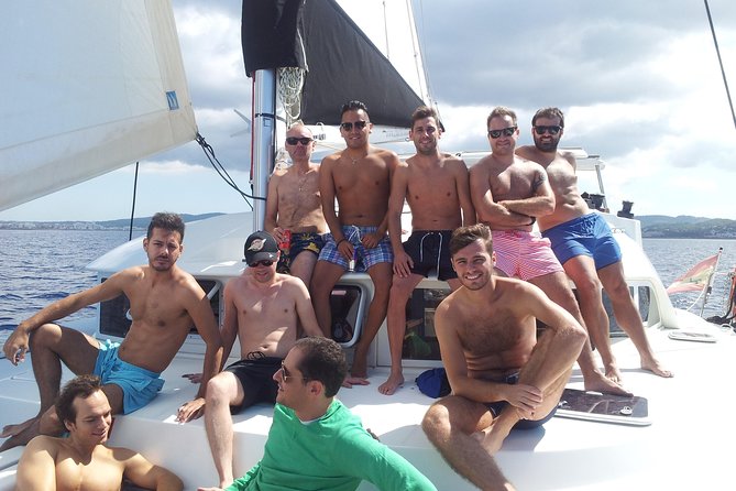 Private Catamaran Beach Hopping in Ibiza - Timing, Boat Time, and How to Handle Lunch Without Stress