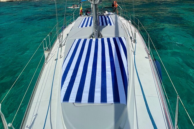 Private sailing with Paella and Tapas in Palma - Meeting Point and Getting Ready in Palma