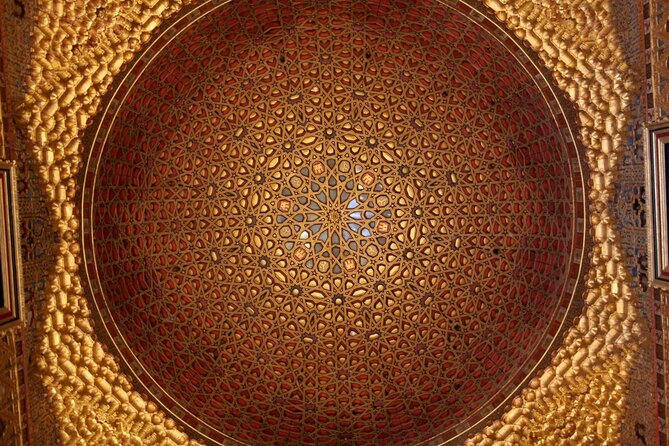 Private Walking Tour Alcazar and Cathedral in Sevilla - Tickets, skipping lines, and why this tour saves time