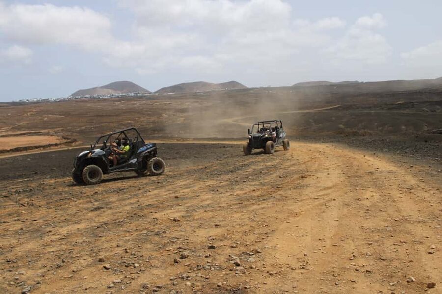 Puerto del Carmen: Buggy Adventure - What you are actually driving: easy control, real traction, and dust