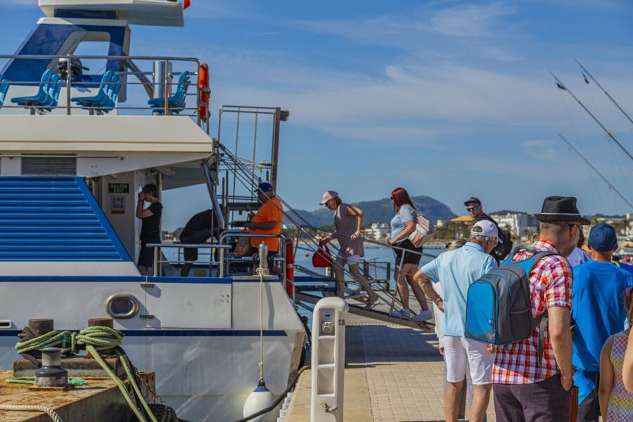 Puerto Pollença: Ferry to Formentor Beach - Packing list that actually matters for Formentor