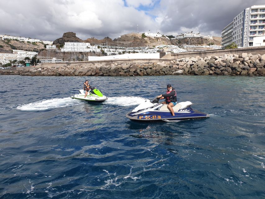Puerto Rico de Gran Canaria: Jetski Tour - The safety boat monitor, why this is not a solo-sketchy adventure