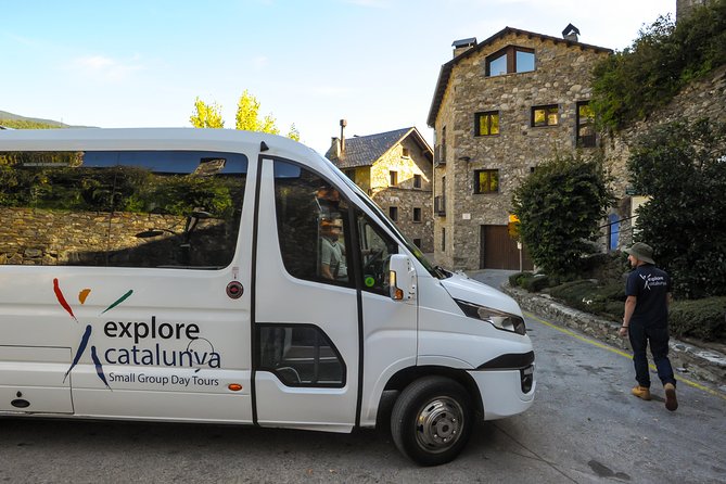 Pyrenees & Medieval Towns Small Group Tour from Barcelona - Hiking strategy for Coma de Vaca and the gentler options