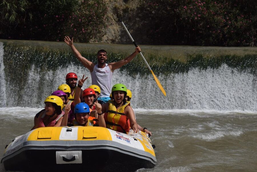 Rafting Adventure in Murcia - Picnic and photos: the part that makes it feel like value