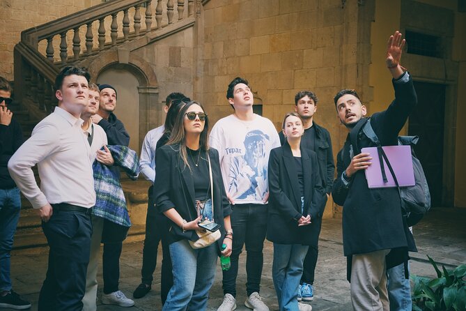 Ramblas, Old Town, Gothic and Gaudi Architecture Walking Tour - Gothic Quarter Stops: Roman Ruins, Cathedral Views, and Medieval Streets
