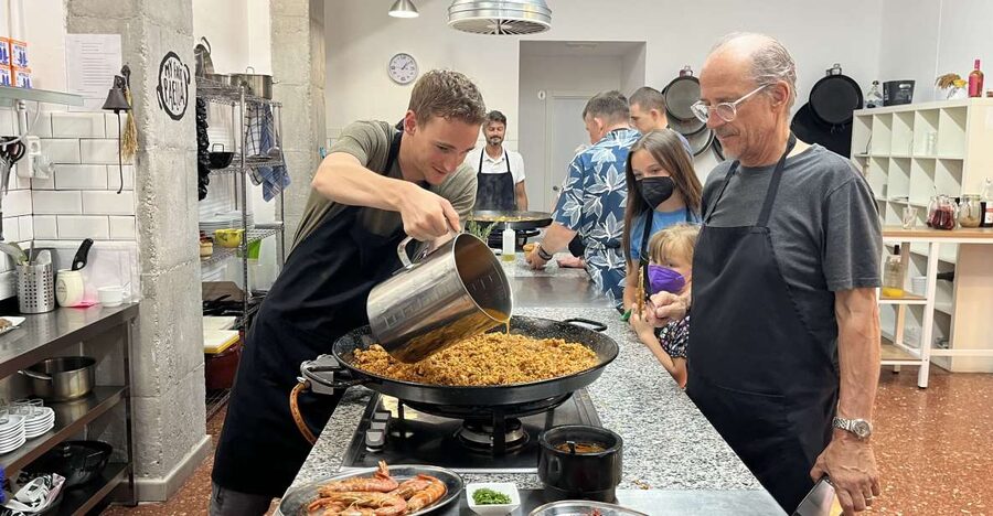 Real Paella Cooking Class – Market Visit & Sangría Workshop - Tapas and sangria first, then the kitchen work begins
