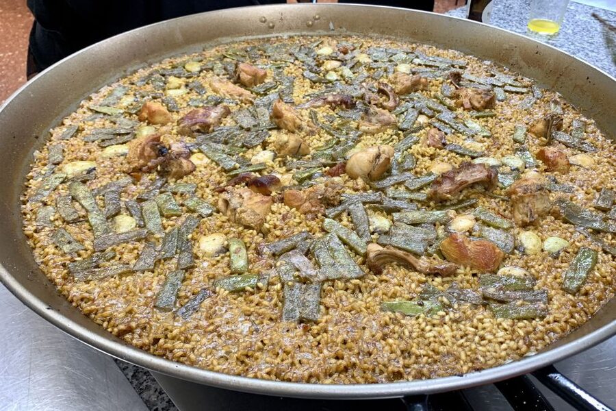 Real Paella Cooking Class – Market Visit & Sangría Workshop - What you eat after cooking, from tomato salad to coca de llanda and mistela