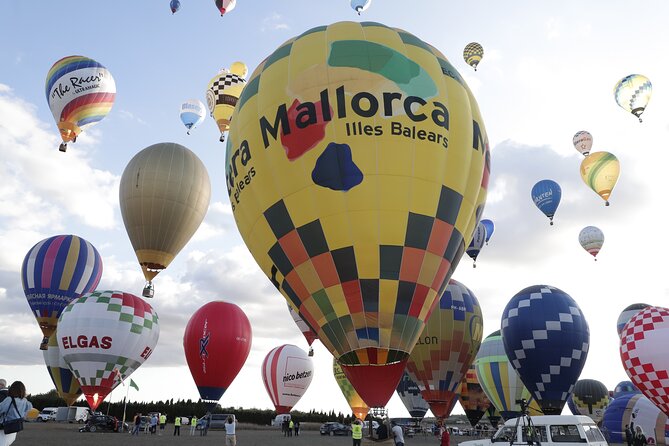 Romantic Sunrise Balloon Tour in Majorca - Ground work, clothing, and that hot burner reality
