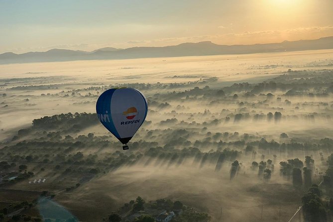 Romantic Sunrise Balloon Tour in Majorca - The post-flight wrap-up: breakfast, tradition, and downtime