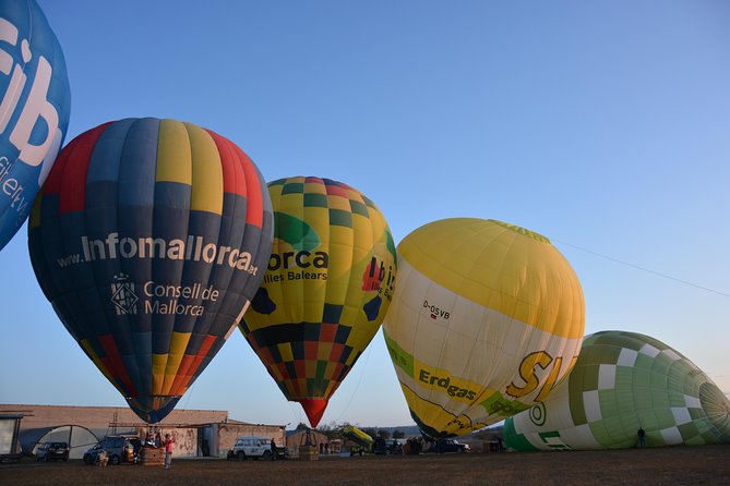 Romantic Sunrise Balloon Tour in Majorca - Weather and timing: how to protect your morning