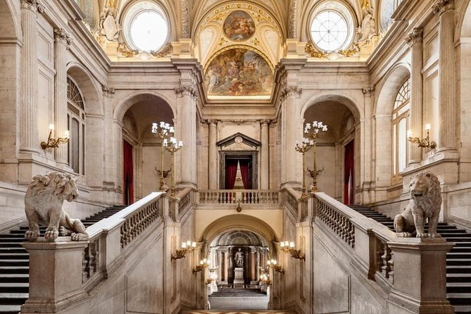 Royal Palace Guided Tour Small Group with Tickets - Practical tips to make the day feel smooth