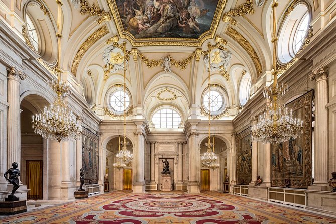 Royal Palace Guided Tour Small Group with Tickets - Meet at Plaza de España and how the small-group setup works