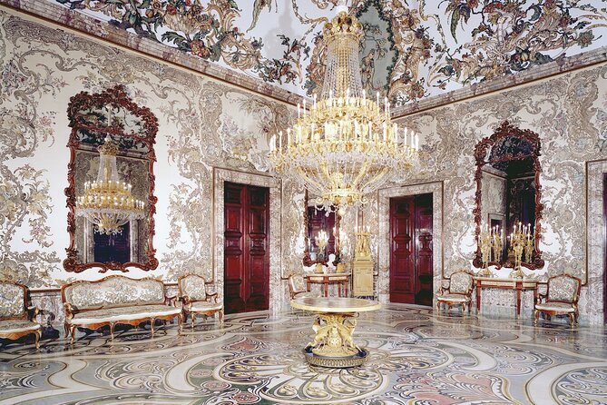 Royal Palace of Madrid Early Entrance Tour Skip-The-Line Ticket - Why early access matters at Madrid’s Royal Palace