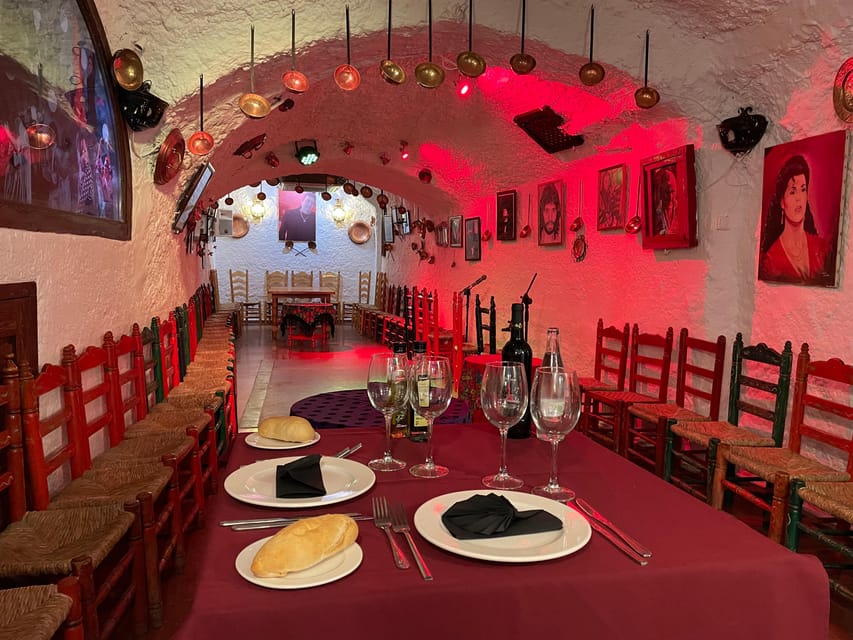 Sacromonte: Flamenco Show at Cuevas Los Tarantos Tickets - Drinks and Optional Food: What the Included Drink Buys You