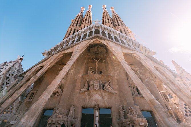 Sagrada Familia Guided Tour with Skip the Line Ticket - The Nativity façade: the best place to start reading Gaudí