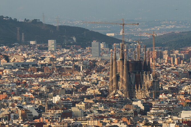 Sagrada Familia Small Group Tour with Skip the Line Ticket - Skip-the-line tickets and the real value of “about 90 minutes”