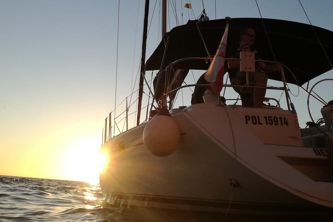 Sailing Trip and Snorkeling (max. 8 people) - The anchor stop in a secluded bay: swimming, snorkeling, and that beach feeling