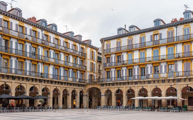 San Sebastian food tour: Pintxo tasting paired with Spanish wines - Key highlights worth prioritizing