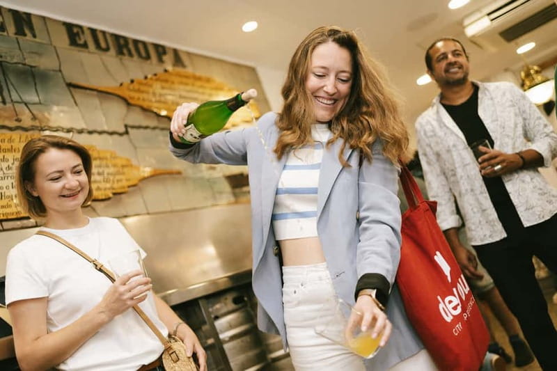 San Sebastian: Pintxos and Wine Tour - Key things that make this pintxos tour worth it