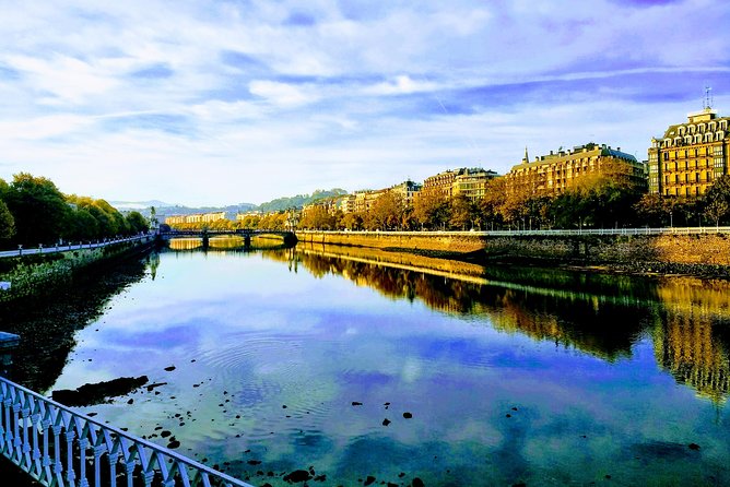 San Sebastian walking tour with pintxo and drink option - Price and Value: What $18.15 Buys You in the Real World
