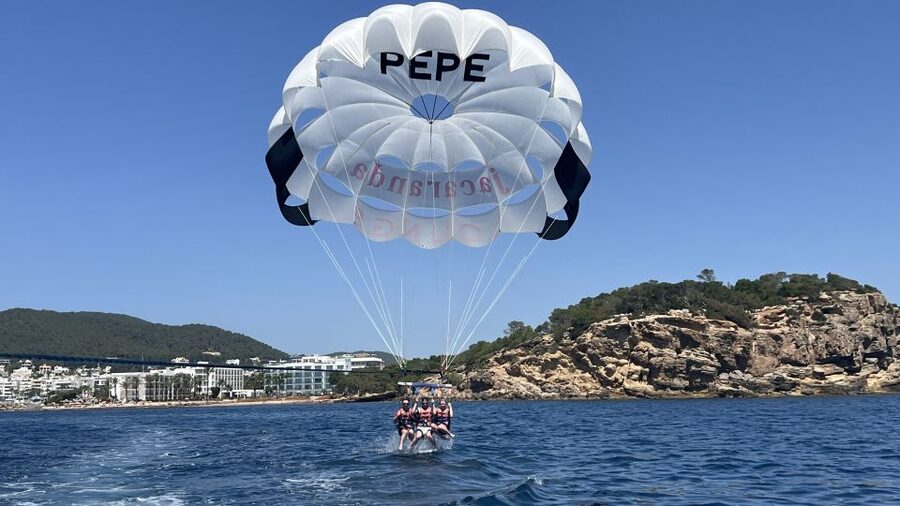 Santa Eulària des Riu: Parasailing Boat Cruise with Drinks - Parasailing From Santa Eulària Des Riu: The Real Point of the Trip