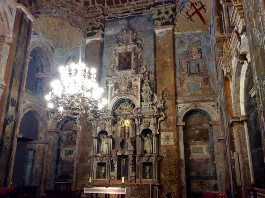 Santiago de Compostela Cathedral and Museum Guided Tour - Botafumeiro, balconies, and the views that add perspective
