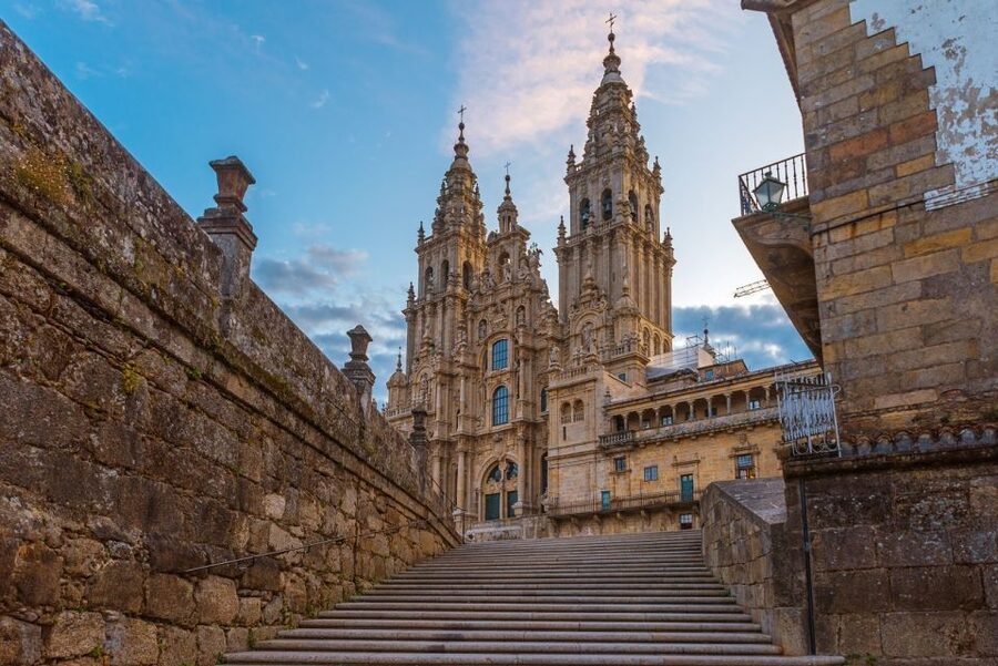 Santiago de Compostela Full-Day Tour From Porto - Who should book this Porto to Santiago day trip?