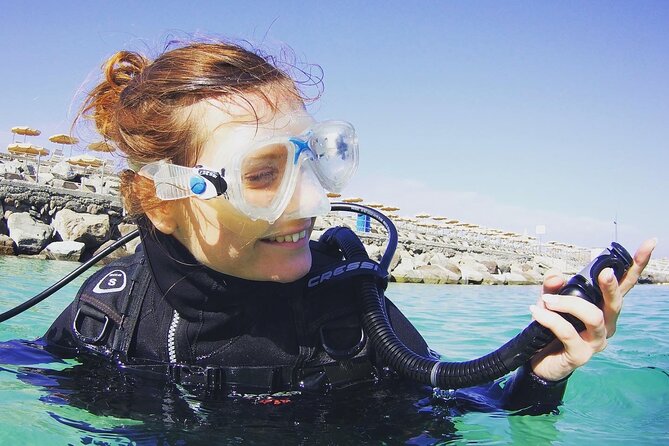 Scuba Diving Experience for Beginners in Gran Canaria - From the Puerto Rico meeting spot to your first gear check