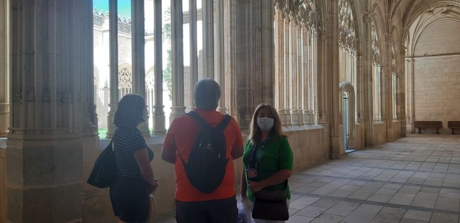 Segovia: Guided Walking Tour with Cathedral & Alcázar Entry - The Alcázar of Segovia: Ornate Rooms and Royal Power