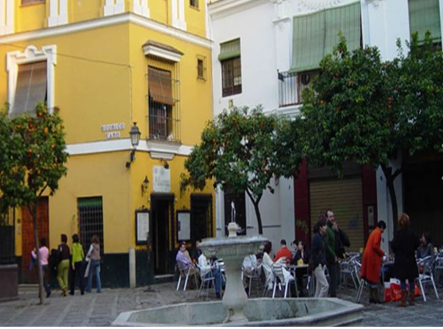Seville: 1-Hour Walking Tour Barrio de Santa Cruz - Who This Tour Suits Best (And Who Should Skip It)