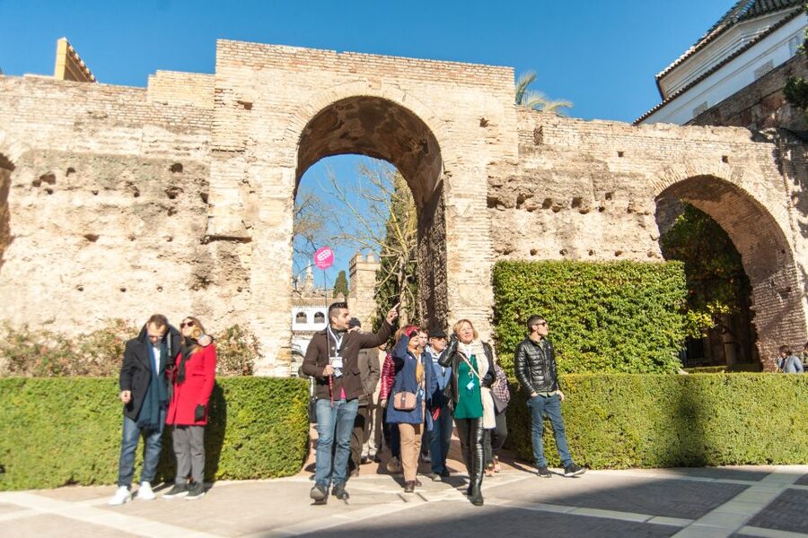 Seville: Alcázar and Cathedral Entry Ticket and Guided Tour - The 4 to 7 December Cathedral change you should plan for